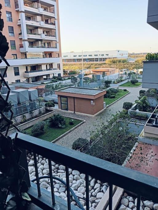 フィウミチーノMinerva House - Airport And Fieraアパートメント エクステリア 写真