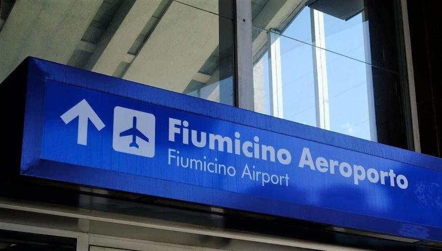 フィウミチーノMinerva House - Airport And Fieraアパートメント エクステリア 写真