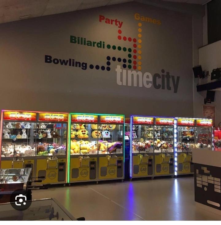 フィウミチーノMinerva House - Airport And Fieraアパートメント エクステリア 写真